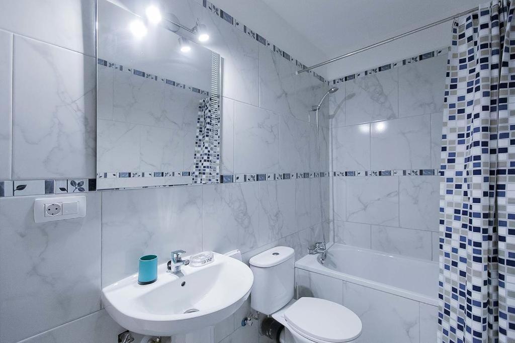 شقة طوستا ديل سيلونثيو  في Apartament Frontera-Primavera المظهر الخارجي الصورة